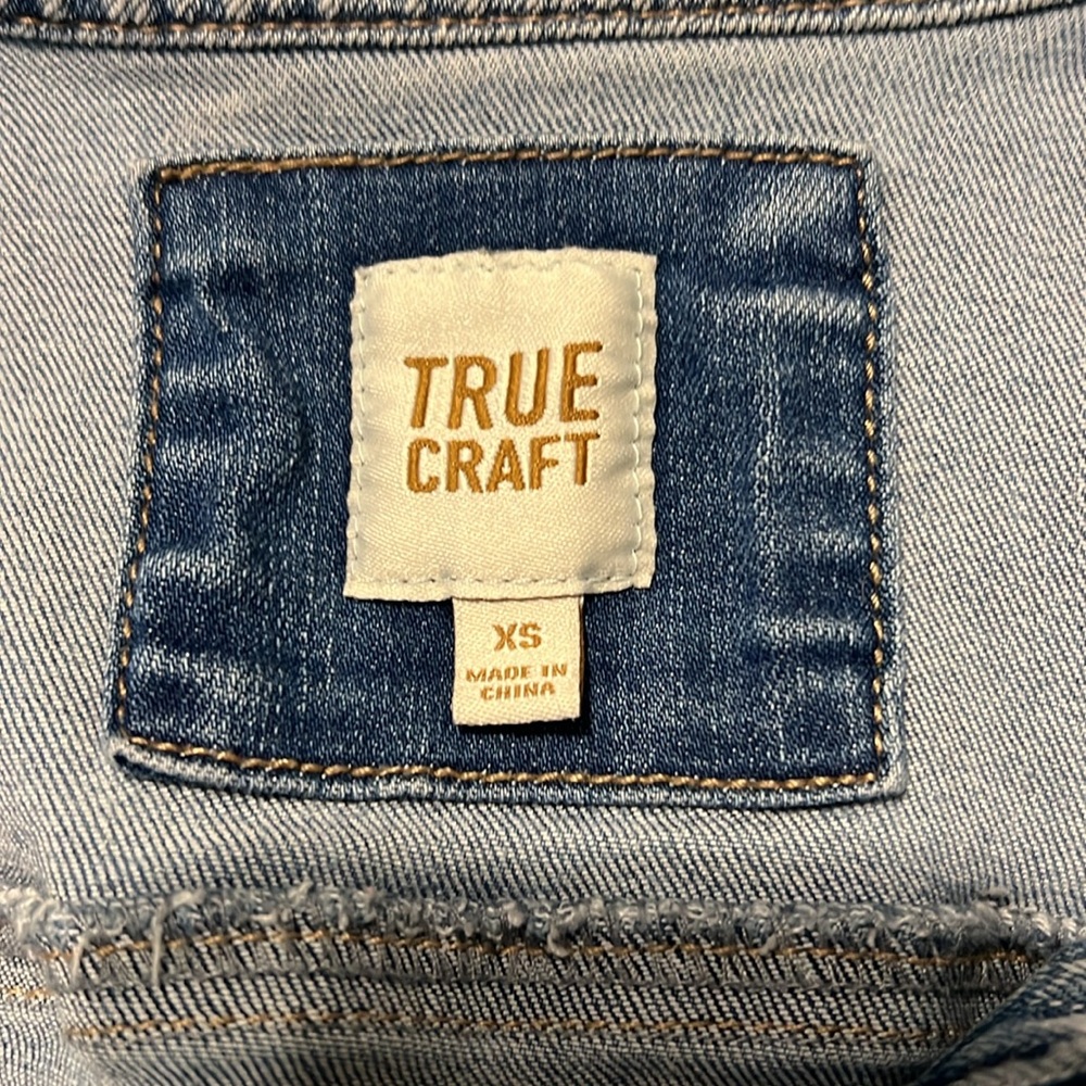 Jean jacket - Picture 2 of 3